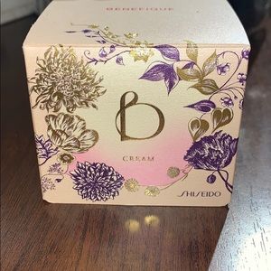 shiseido benefique cream
